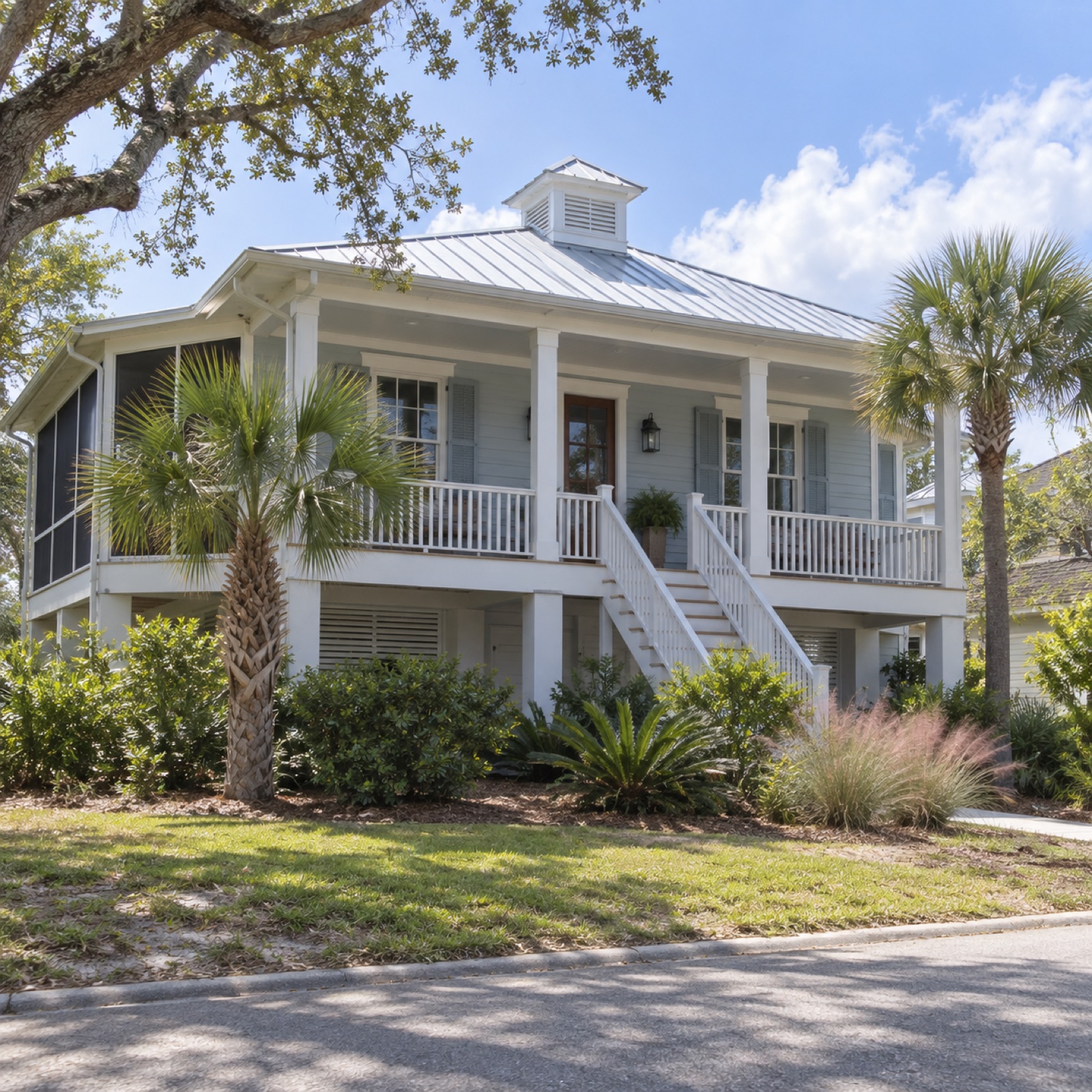 Dunedin Key West style home front exterior
